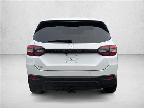 Used 2023 Honda Pilot EX-L image 7