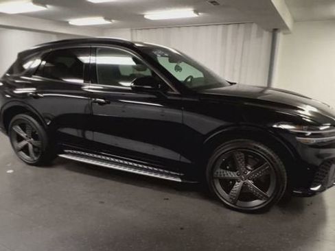 Used 2025 Genesis GV70 3.5T Sport w/ Sport Advanced Package AWD/4WD image 2