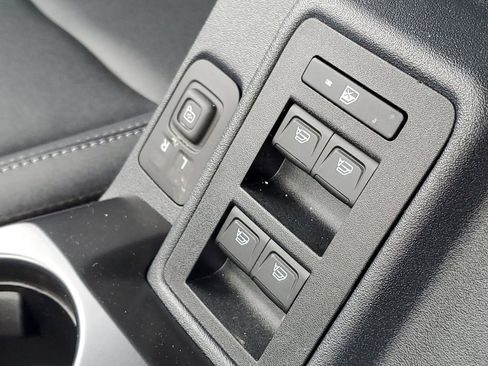 New 2025 Ford Bronco Big Bend w/ Black Diamond Package image 22