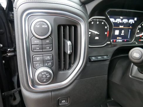 Used 2020 GMC Sierra 1500 Denali w/ Denali Ultimate Package AWD/4WD image 17