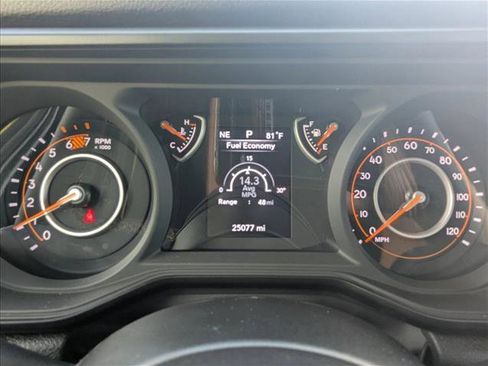 Used 2024 Jeep Wrangler Sport S image 17