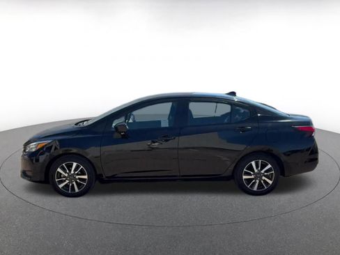 Used 2025 Nissan Versa SV FWD image 9