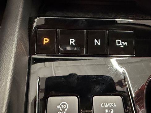 Used 2025 Nissan Murano SV AWD/4WD image 22