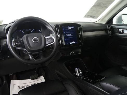 Used 2022 Volvo XC40 T5 Inscription w/ Climate Package AWD/4WD image 18