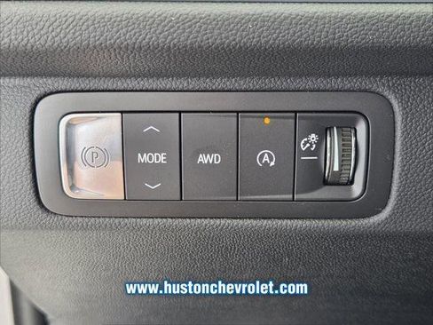 New 2026 Chevrolet Traverse Z71 w/ Driver Confidence Package AWD/4WD image 23