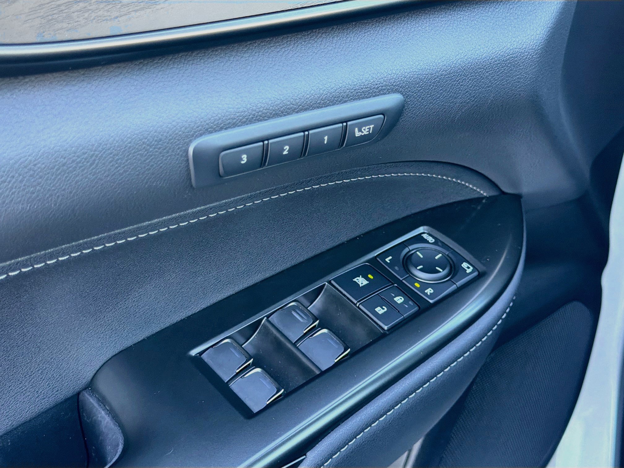 Used 2023 Lexus NX 350 AWD w/ Luxury Package image 18