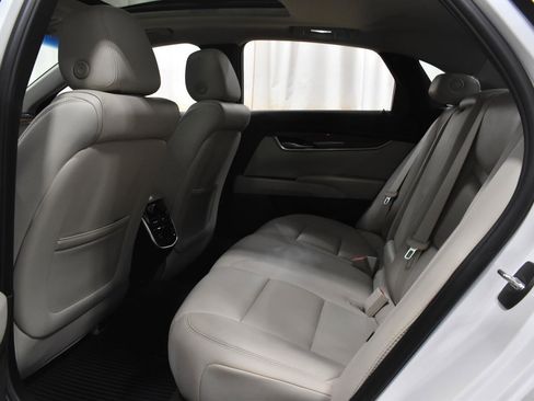Used 2019 Cadillac XTS Luxury w/ Driver Awareness Package AWD/4WD image 4