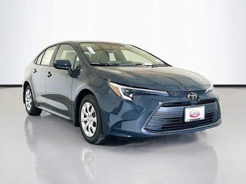 New 2026 Toyota Corolla LE FWD image 3