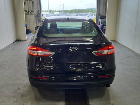 Used 2020 Ford Fusion SE FWD image 8