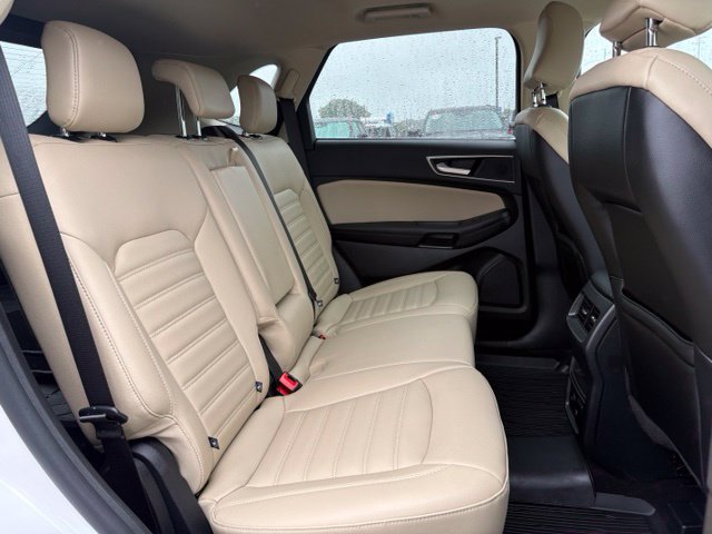 Certified 2024 Ford Edge SEL w/ Convenience Package AWD/4WD image 12