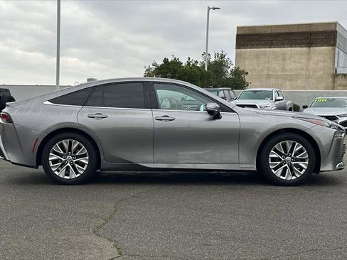 Certified 2023 Toyota Mirai XLE image 6