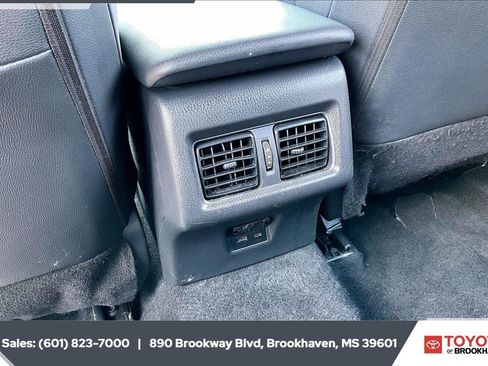 Used 2025 Toyota Camry SE w/ Convenience Package FWD image 24