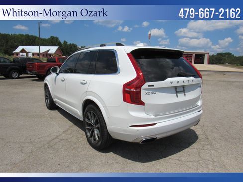 Used 2017 Volvo XC90 T6 Momentum w/ Vision Package AWD/4WD image 10