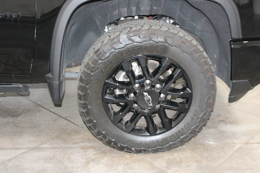 Used 2025 Chevrolet Silverado 2500 LTZ w/ LTZ Plus Package AWD/4WD image 74