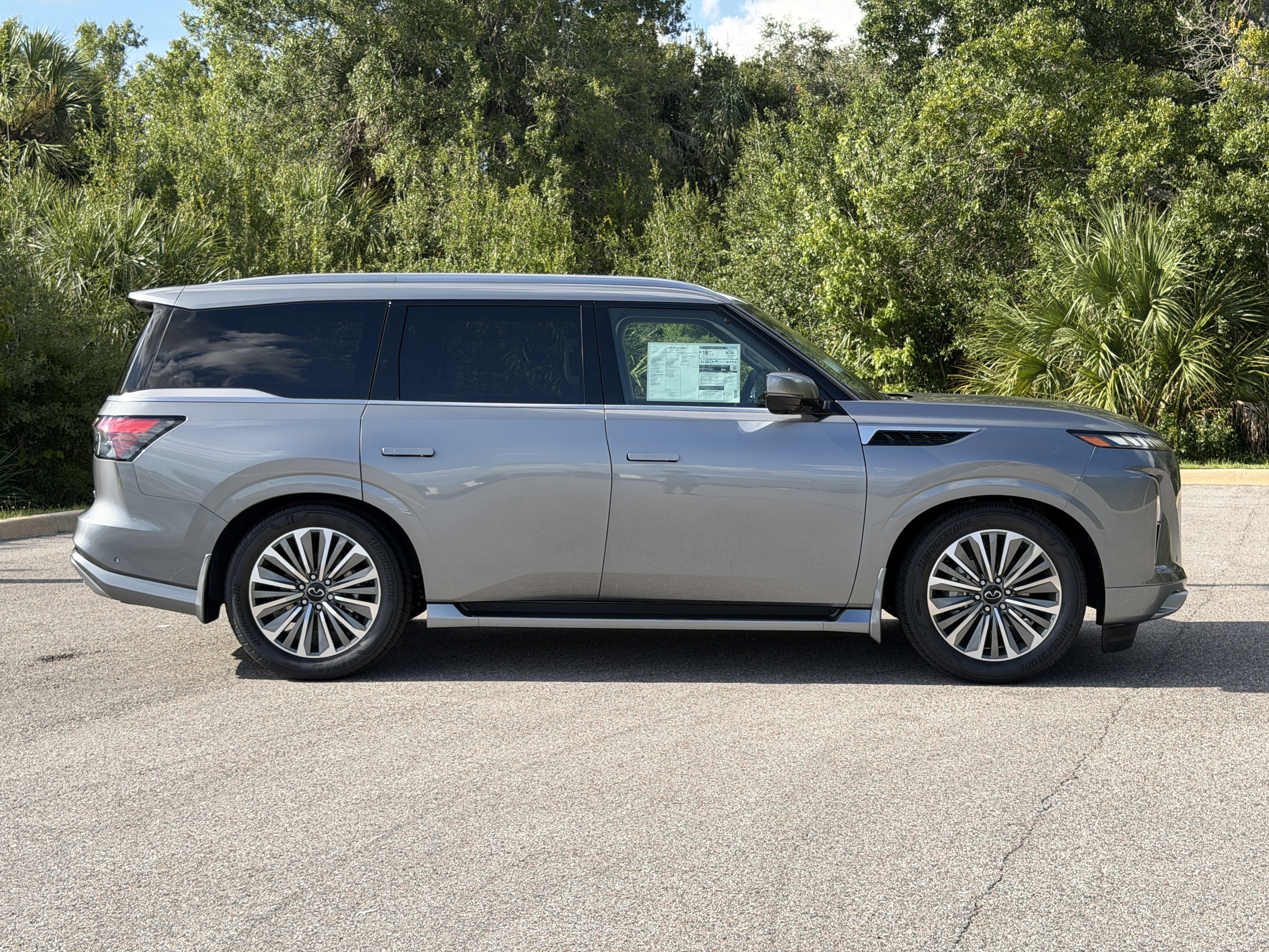 New 2027 INFINITI QX80 Luxe w/ Cargo Package RWD image 8