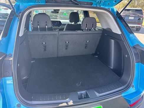 Used 2025 Chevrolet TrailBlazer LT w/ LT Cold Weather Package image 15