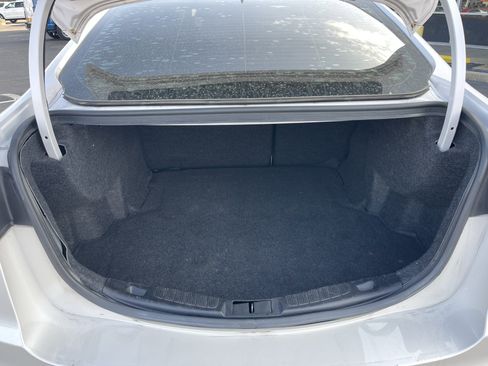 Used 2019 Ford Fusion SE image 11