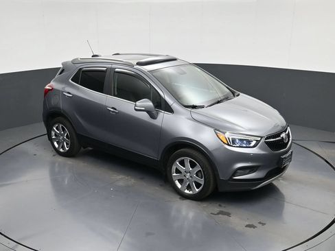 Used 2019 Buick Encore Essence w/ Experience Buick Package AWD/4WD image 24