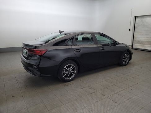 Used 2022 Kia Forte LXS FWD image 10