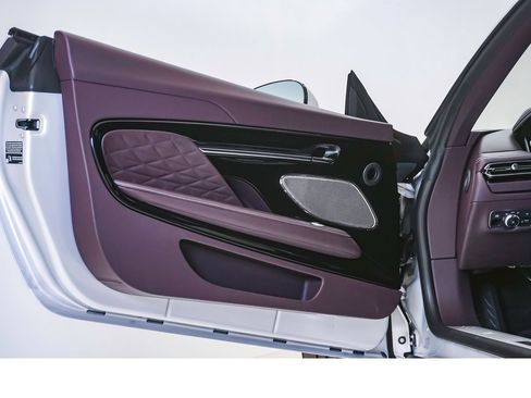 New 2024 Aston Martin DB12 Coupe image 39