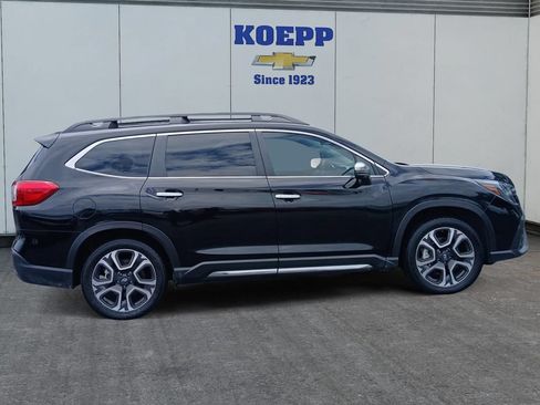 Used 2023 Subaru Ascent Touring AWD/4WD image 6