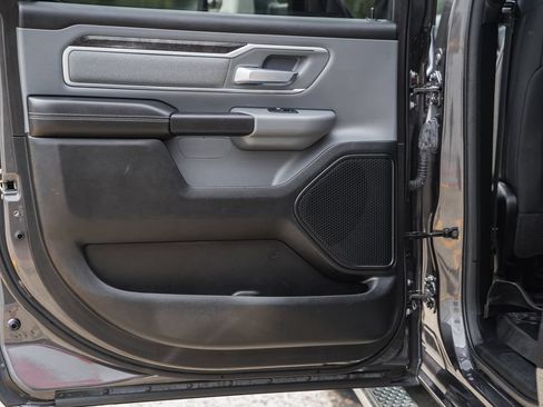 Used 2022 RAM 1500 Big Horn AWD/4WD image 39