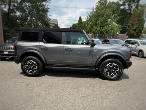 Used 2024 Ford Bronco Outer Banks AWD/4WD image 4