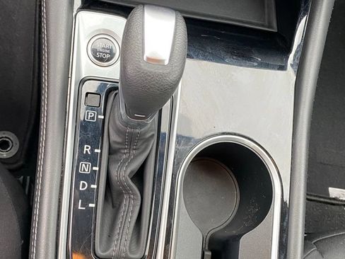 Used 2023 Nissan Altima 2.5 SV FWD image 18