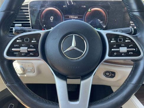 Used 2021 Mercedes-Benz GLS 450 4MATIC image 19
