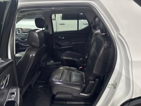Used 2021 Chevrolet Traverse Premier w/ Redline Edition AWD/4WD image 32