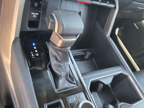 Used 2023 Toyota Tundra Limited AWD/4WD image 14