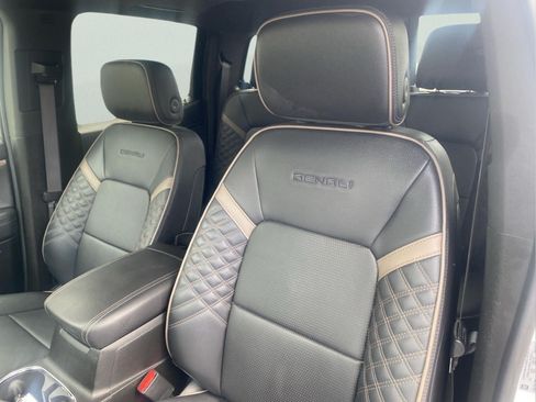 Used 2023 GMC Canyon Denali AWD/4WD image 20