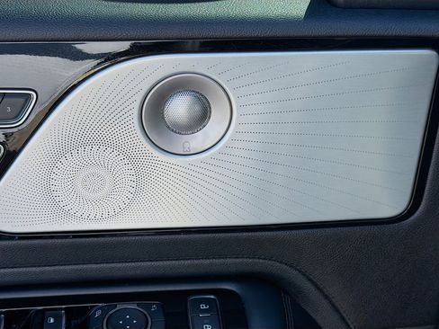 Used 2020 Lincoln Aviator Grand Touring w/ Equipment Group 302A image 24