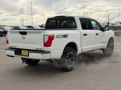 Used 2018 Nissan Titan PRO-4X w/ Pro-4x Convenience Package image 6