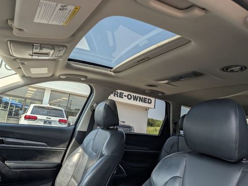 Used 2021 Kia Telluride S FWD image 30