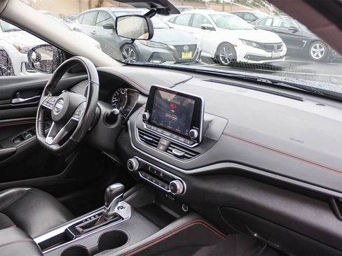 Used 2022 Nissan Altima 2.5 SR image 20