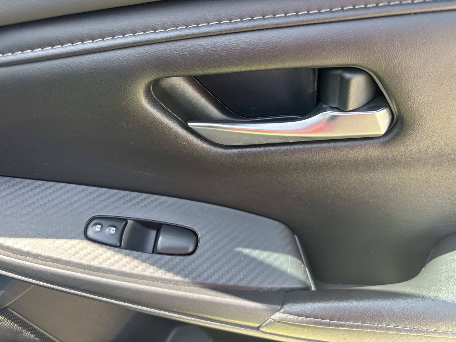 Used 2022 Nissan Sentra SV FWD image 14