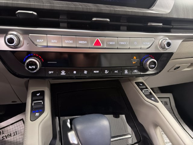 Certified 2023 Kia Telluride EX FWD image 19