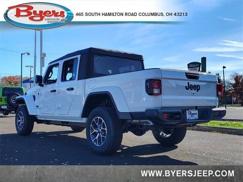 New 2026 Jeep Gladiator Sport image 9