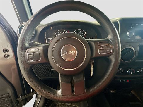 Used 2017 Jeep Wrangler Sport image 11