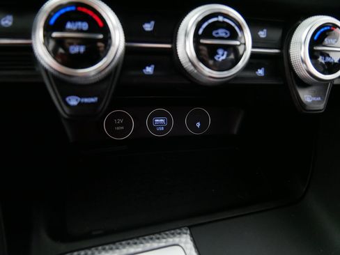 Used 2023 Genesis G70 2.0T w/ Sport Prestige Package AWD/4WD image 30