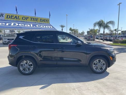 Used 2024 Kia Seltos S image 9