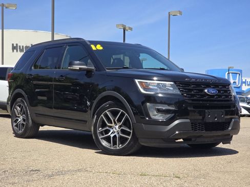 Used 2016 Ford Explorer Sport AWD/4WD image 2