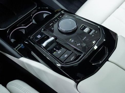 New 2026 BMW 530i xDrive image 21