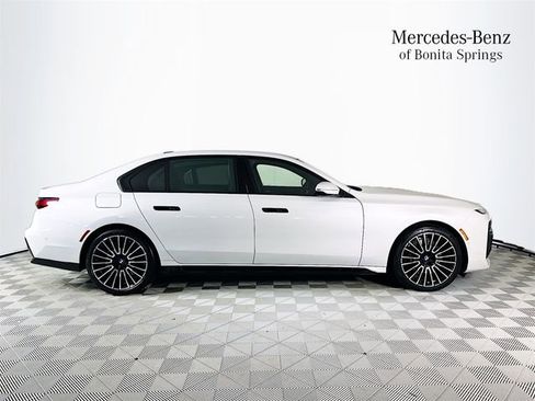 Used 2026 BMW 740i xDrive w/ Executive Package image 8