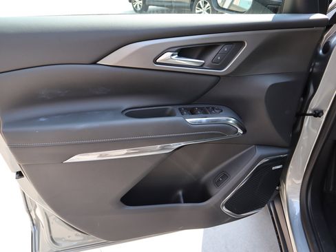 New 2026 Chevrolet Traverse LT w/ Enhanced Driving Package image 10