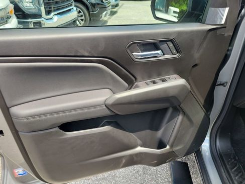 New 2025 GMC Canyon Elevation w/ Convenience Package image 7