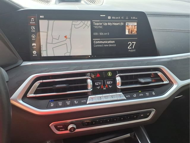 Used 2021 BMW X7 M50i AWD/4WD image 9