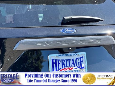 New 2024 Ford Explorer XLT w/ Equipment Group 202A image 23