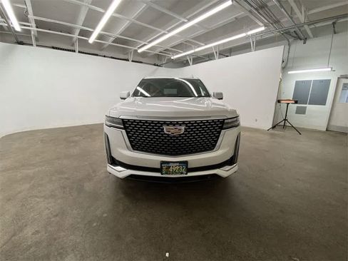 Used 2021 Cadillac Escalade Premium Luxury w/ Driver Assist Tech Package image 9
